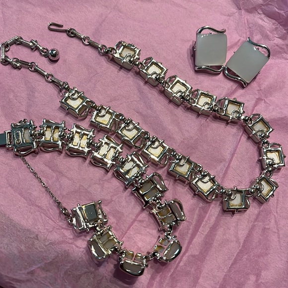 Vintage - CORO - Complete Set - White Moonray - Thermoset Lucite - 1956 - Picture 4 of 14